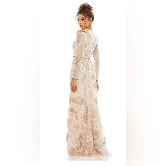 Nwt Mac Duggal Floral Embroidered Lace Trumpet Gown in Blush - Picture 5 of 16